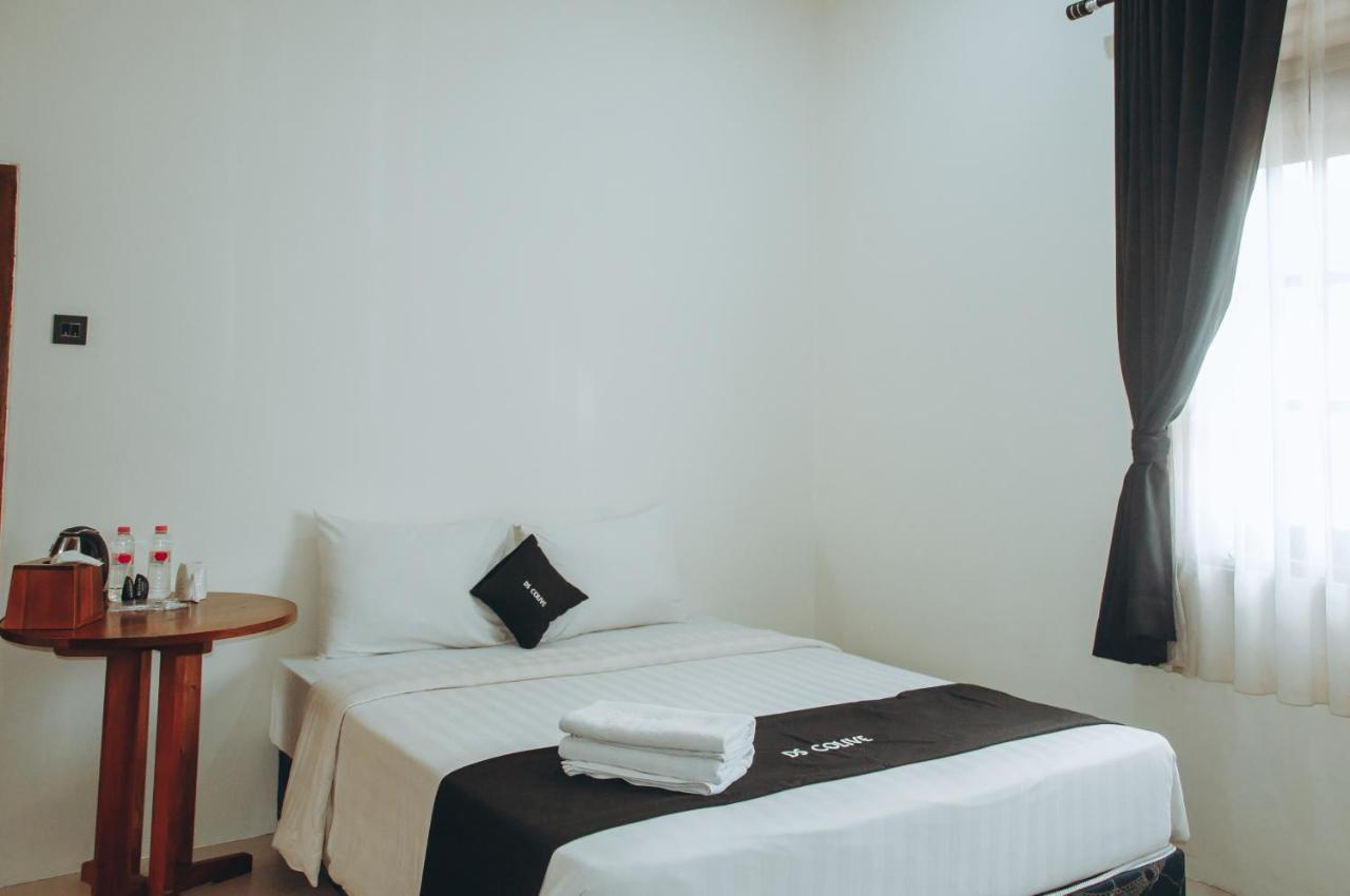 Ds Colive Marina Airport Hotel Семаранг Екстериор снимка
